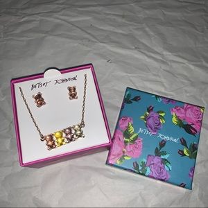 Betsey Johnson bear necklace & earrings
